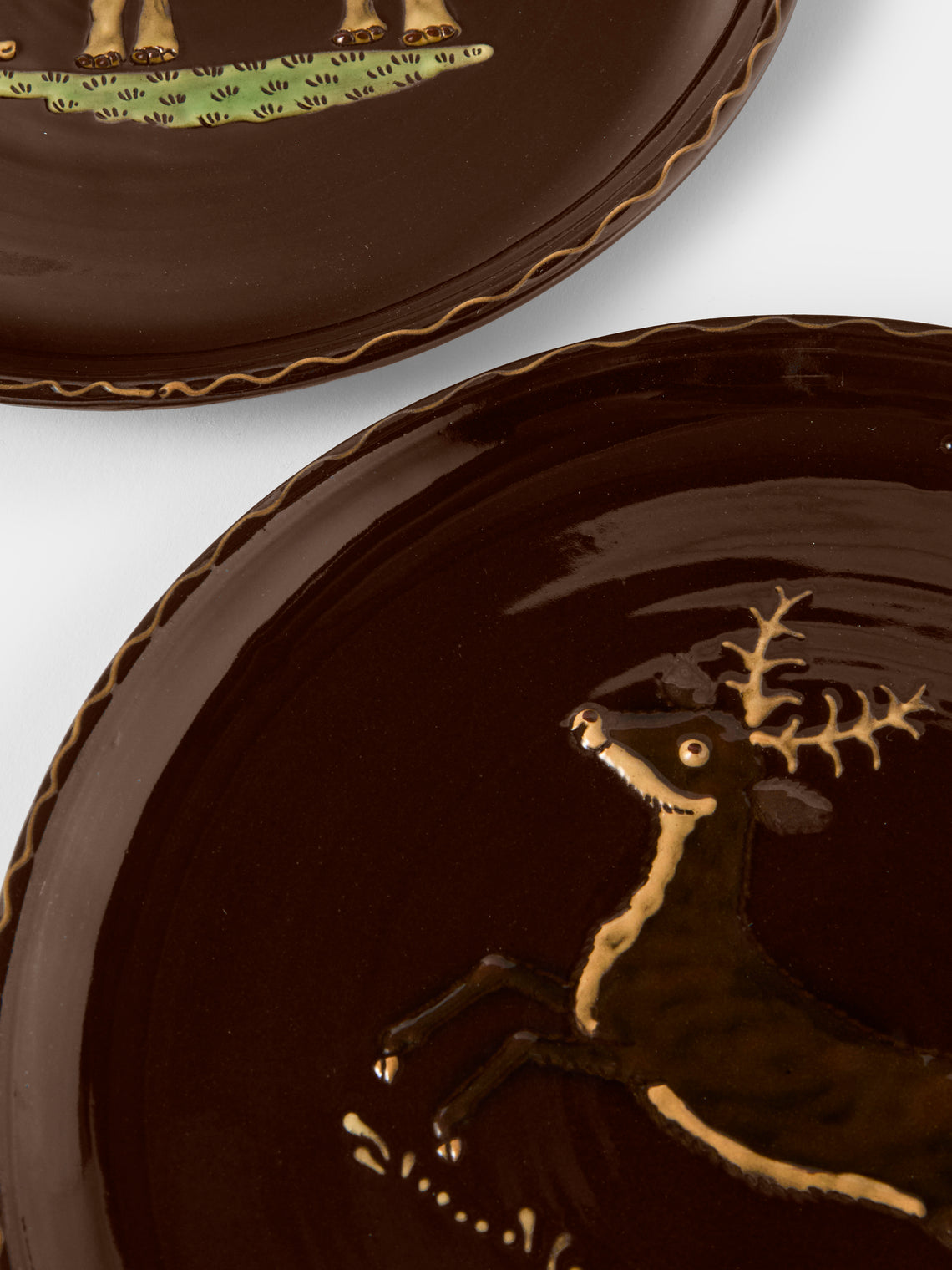 Poterie d’Évires - Animals Hand-Painted Ceramic Dinner Plates – 9.5in/24cm (Set of 4) - Dark Brown - ABASK