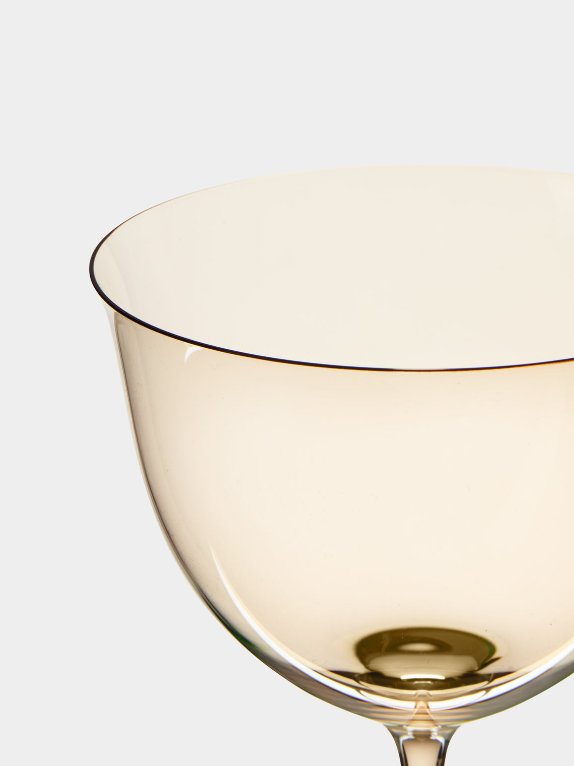 Lobmeyr - Patrician Hand-Blown Crystal White Wine Glass - Gold - ABASK
