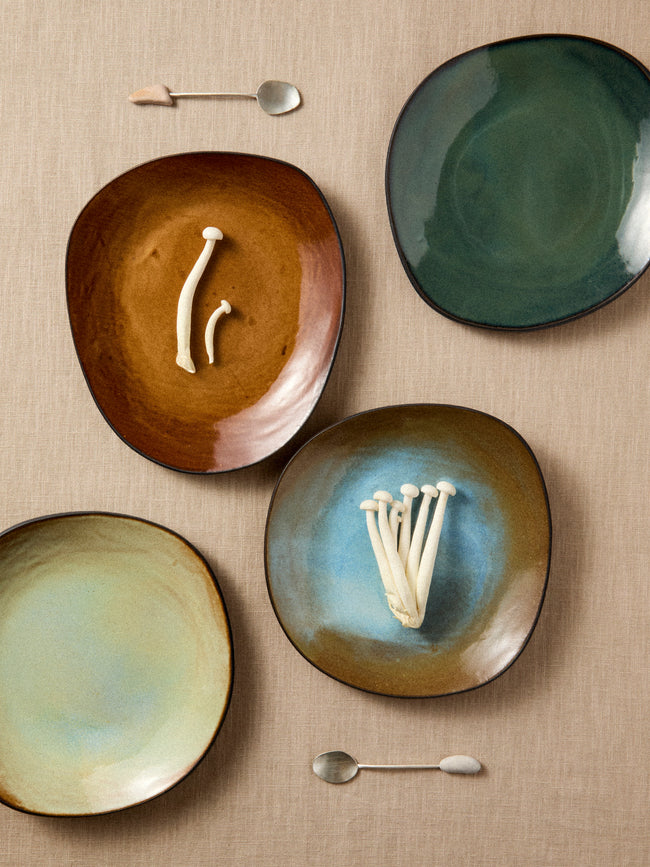 Hana Karim Studio - Hand-Built Stoneware Dinner Plates — 11in/28cm (Set of 4) - Multiple - ABASK