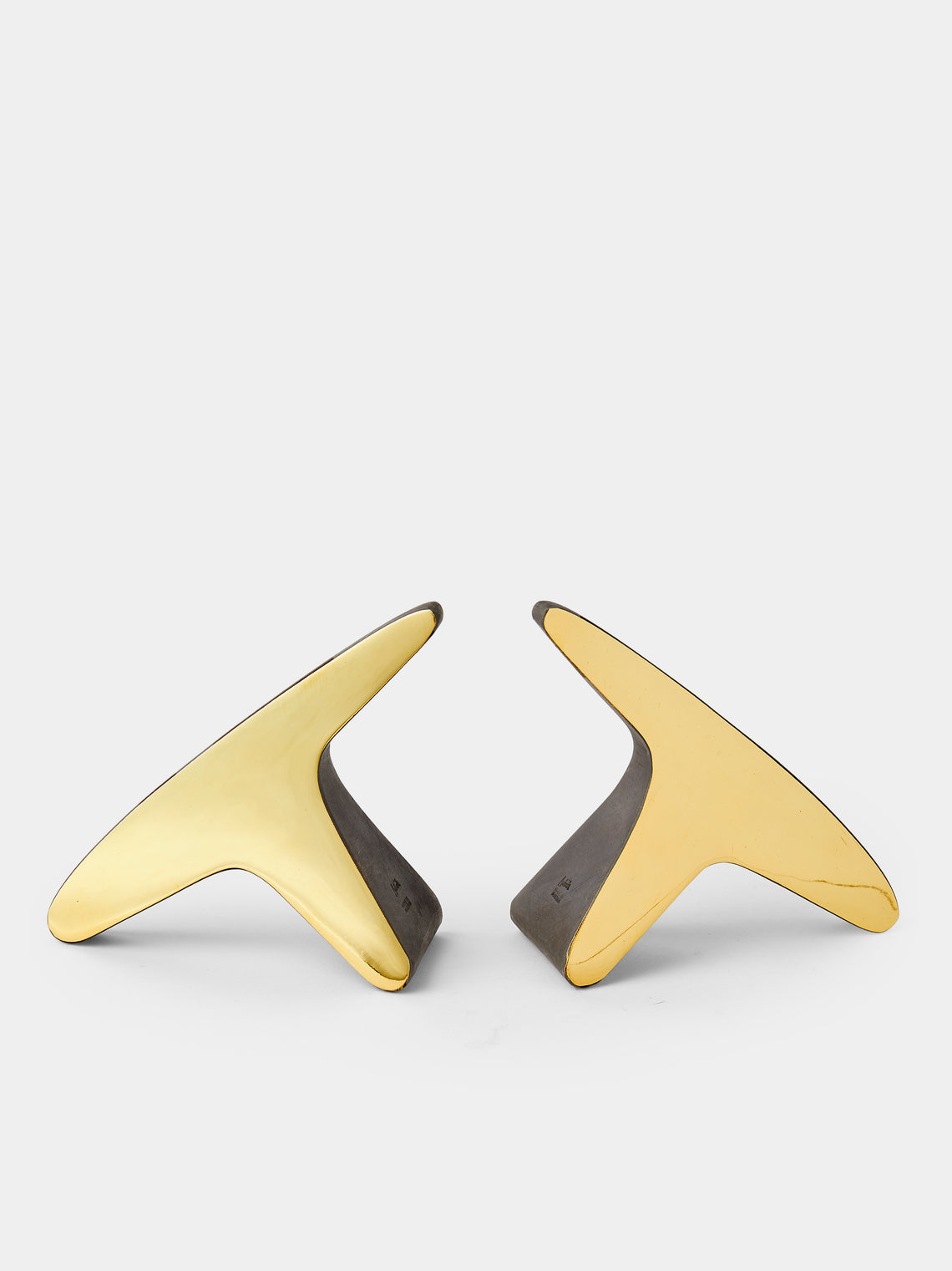 Carl Auböck - T Brass Bookends - Gold - ABASK - 