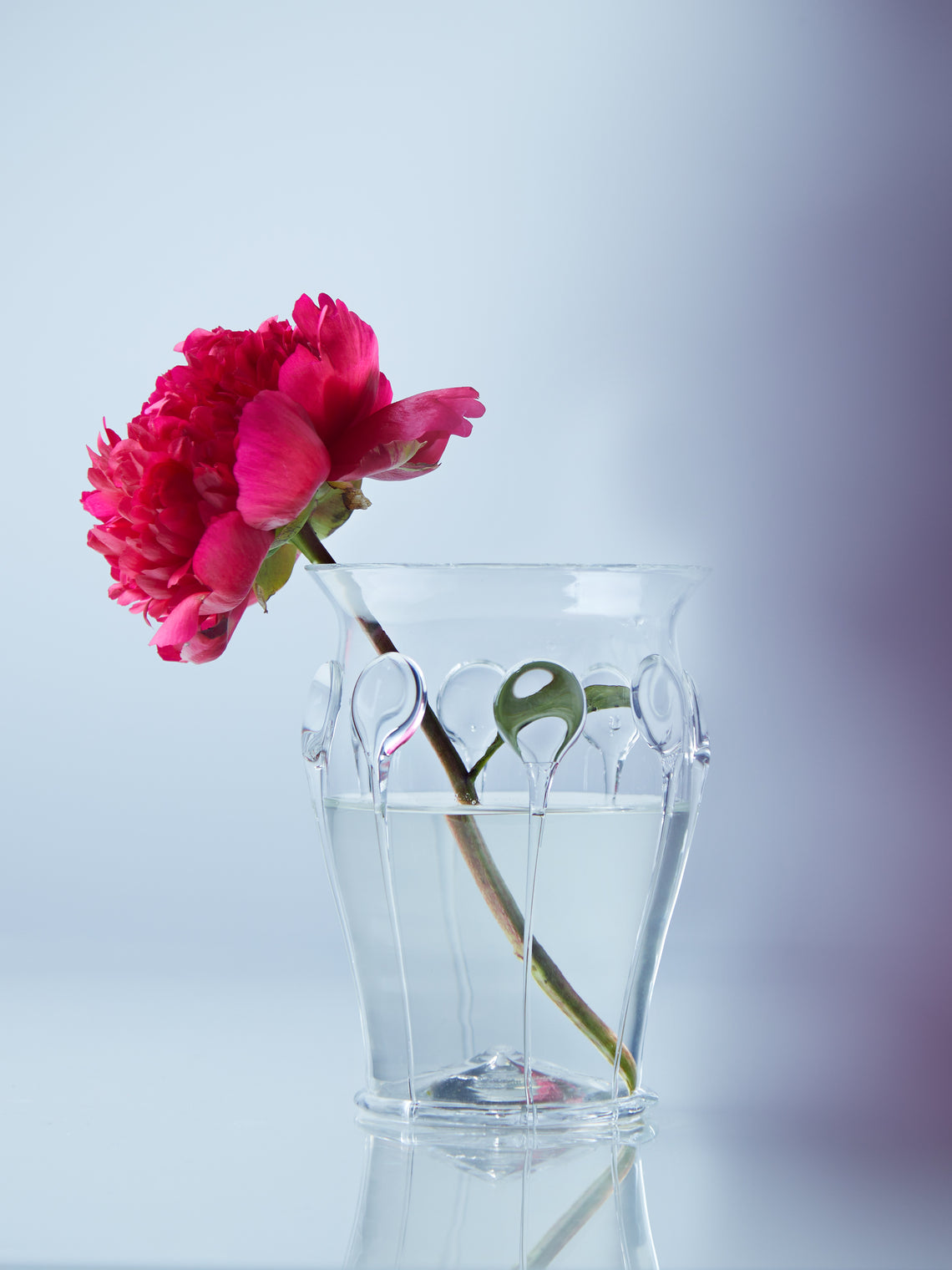 Hand-Blown Glass Vase (6.5in/16.5cm)