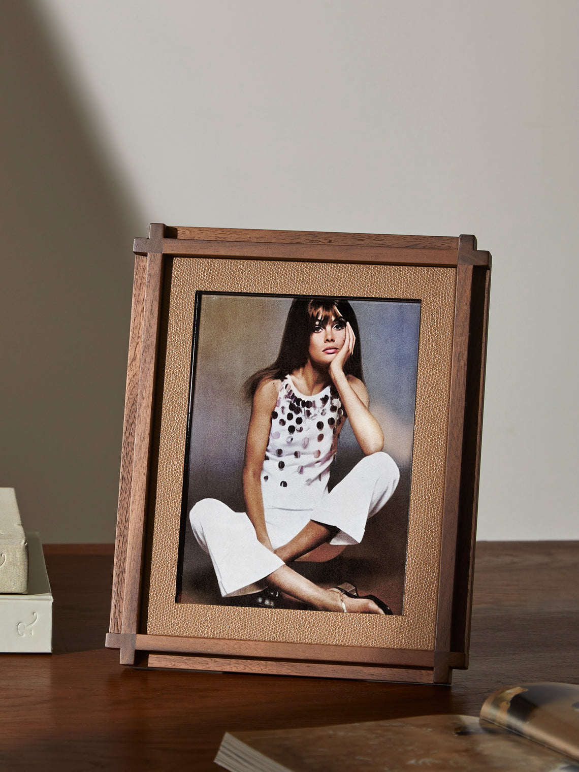 Giobagnara - Structura Leather and Wood Photo Frame (5x7") - Brown - ABASK