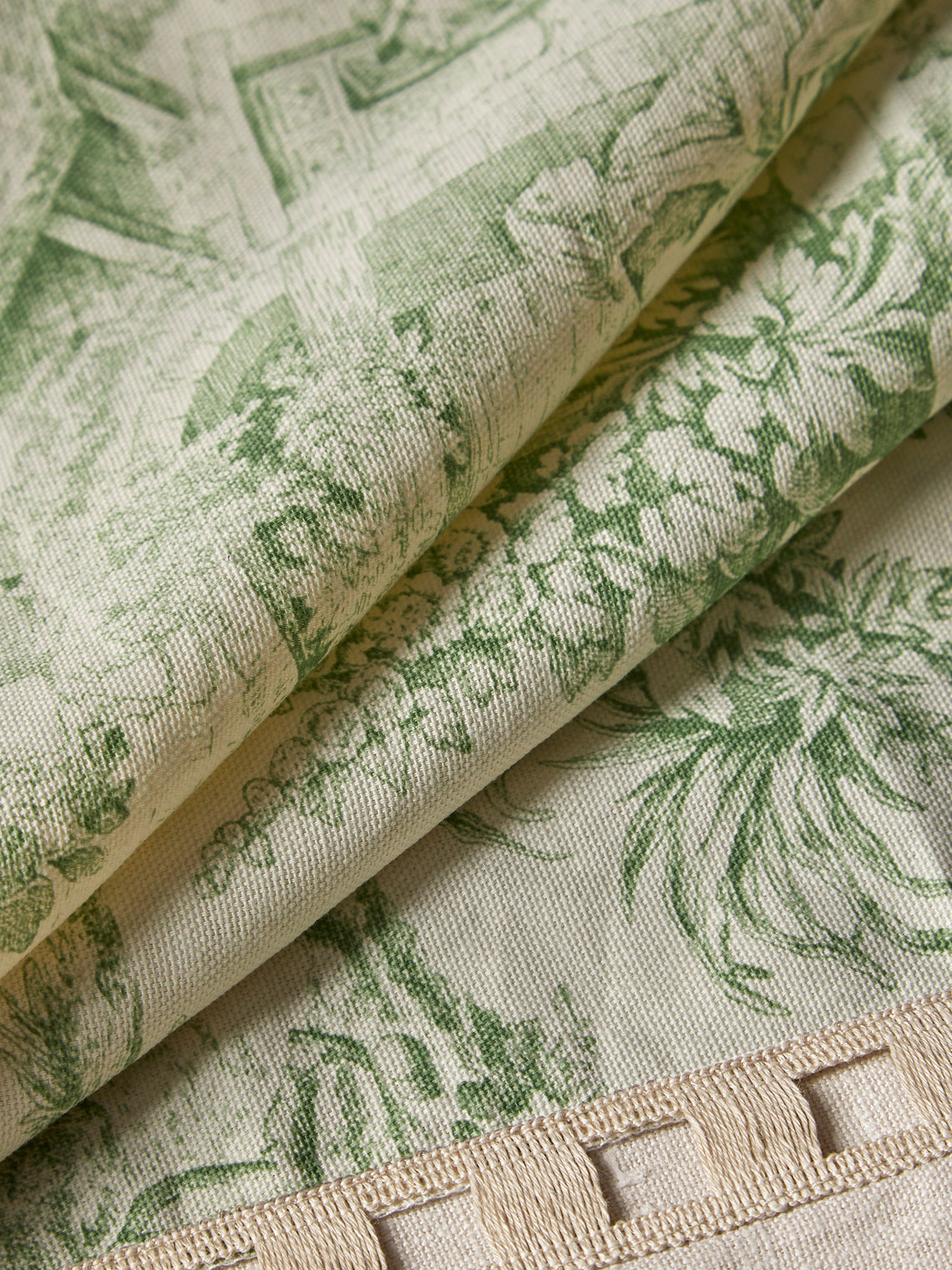 Borgo delle Tovaglie - Riviera Toile de Jouy Linen Large Square Tablecloth - Green - ABASK