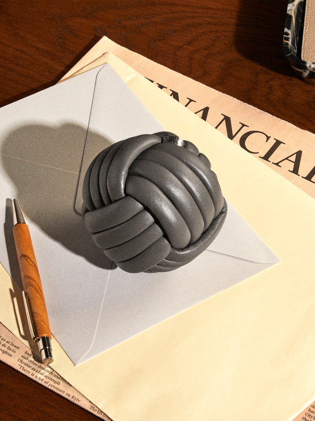 Giobagnara - Nodo Leather Paperweight - Gray - ABASK