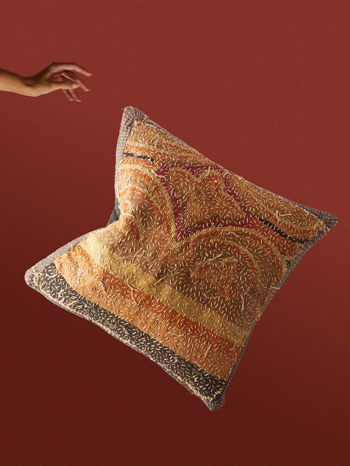 By Walid - 19th-Century Napoleon III Aubusson Tapestry Linen and Cotton Cushion (15.5in/40cm) - Multiple - ABASK
