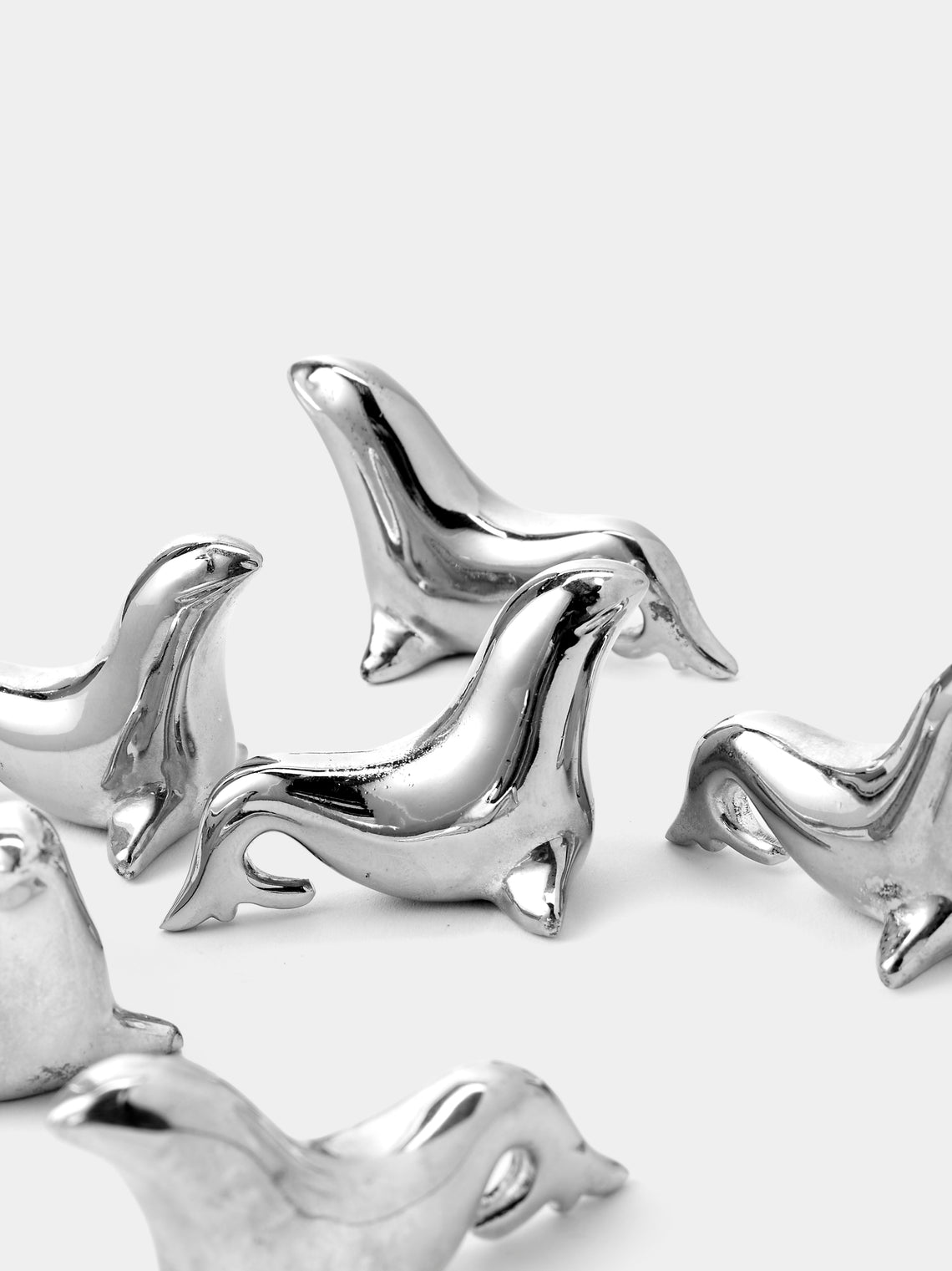 Antique and Vintage - Mid-Century Seals Silver-Plated Knife Rests (Set of 6) - Silver - ABASK