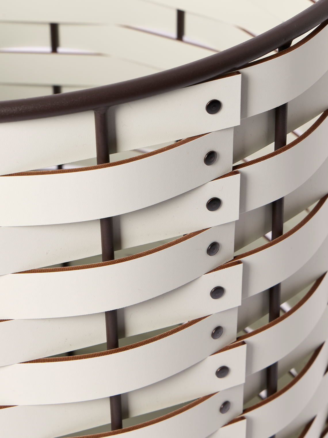 RUDI - Nassa No. 13 Leather Round Basket - White - ABASK