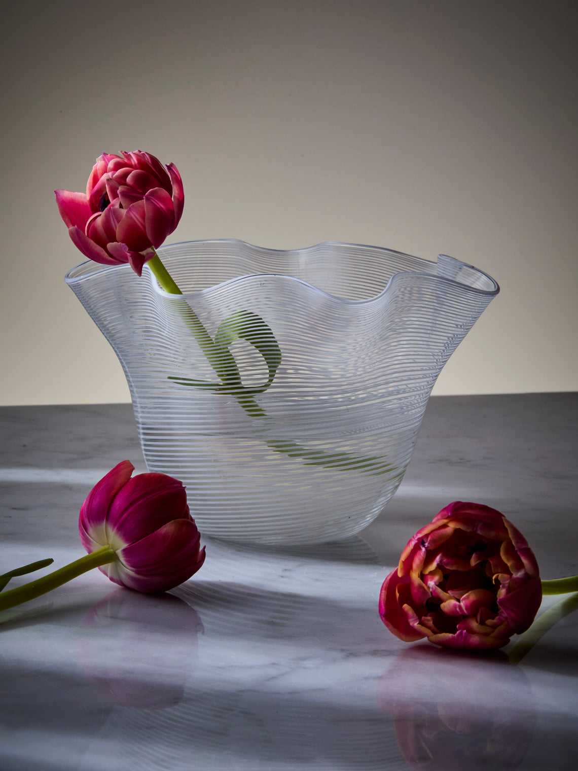 Antique and Vintage - 1983 Zanellato/Bortotto Filigrana Glass Vase (6.5in/17cm) - White - ABASK