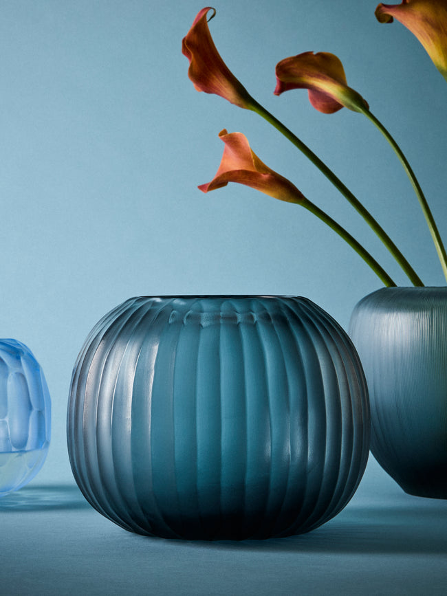 Micheluzzi Glass - Riccio Oceano Coste Hand-Blown Murano Glass Vase (8in/21cm) - Blue - ABASK