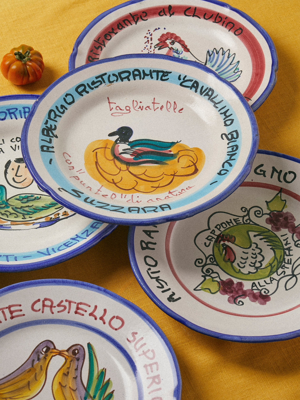 Antique and Vintage - Late-20th-Century Buon Ricordo Hand-Painted Ceramic Dinner Plates – 9in/23cm (Set of 6) - Multiple - ABASK