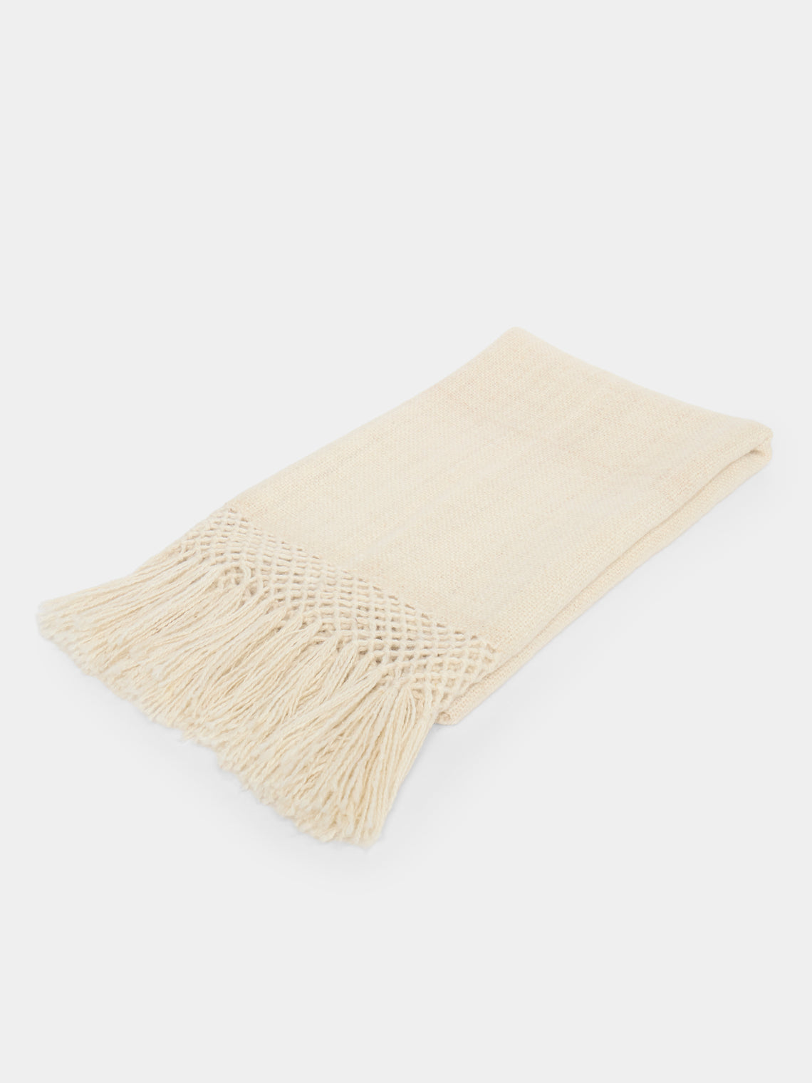 de Le Cuona - Llama Throw (94.5in/2.4m) - Cream - ABASK