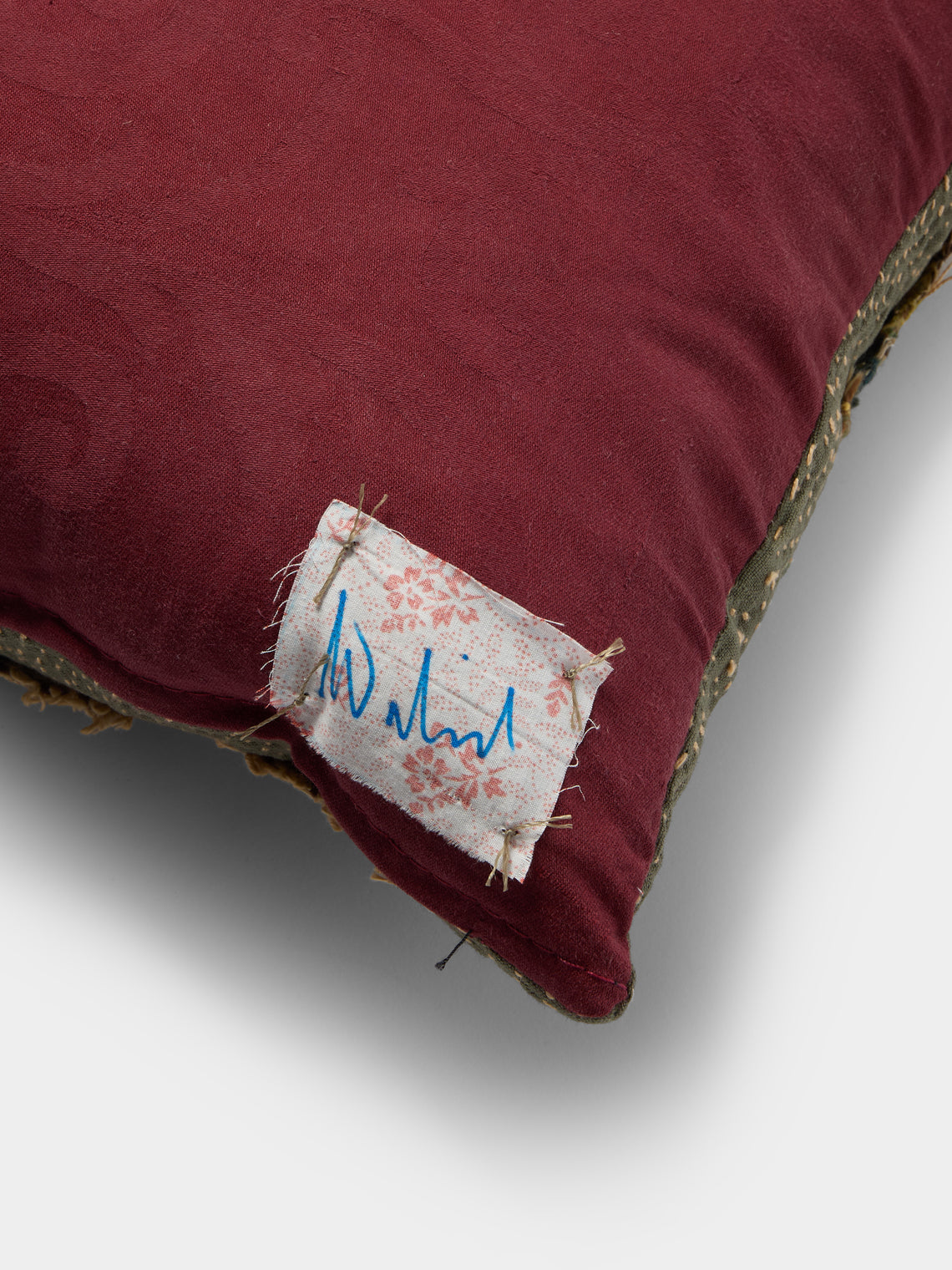 By Walid - 17th-Century Verdure Tapestry Linen and Damask Cushion (16.5in/42cm) - Multiple - ABASK