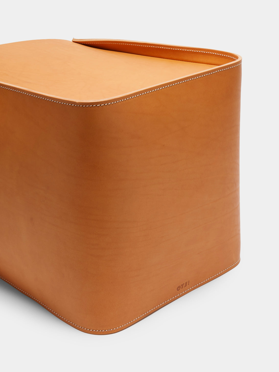 Otzi Studio - Leather Ample Small Storage Basket - Tan - ABASK