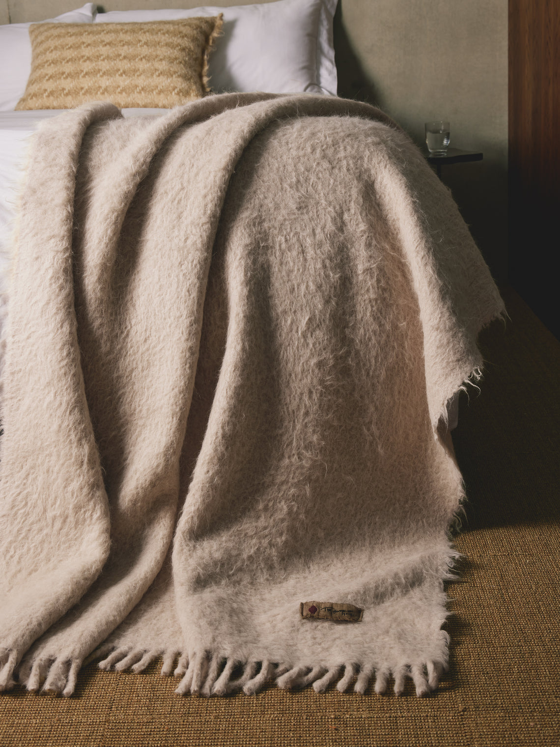 The House of Lyria - Moonlight Alpaca Throw (75in/1.9m) - Cream - ABASK