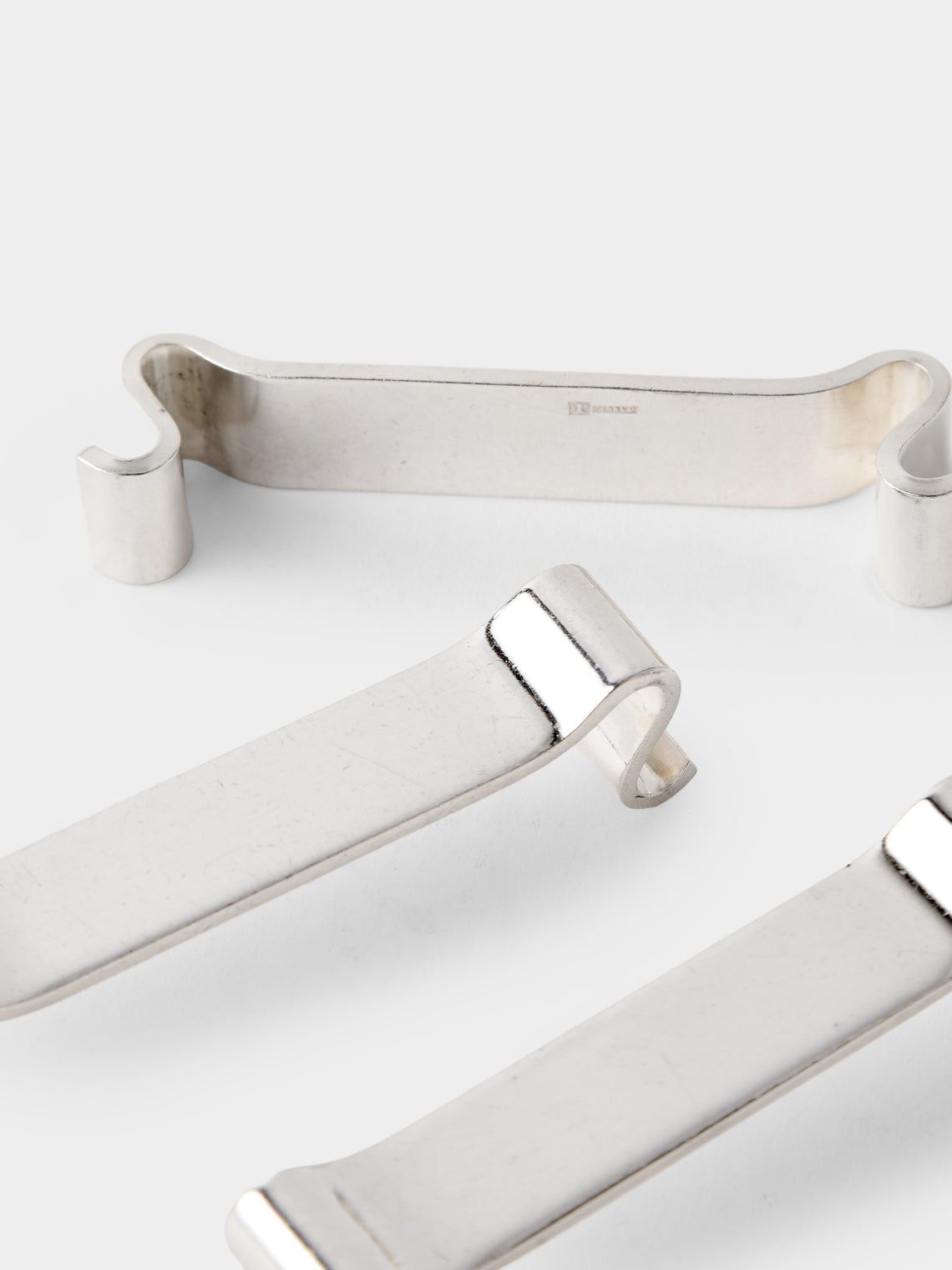 Antique and Vintage - Mid-Century Christofle Silver-Plated Ribbon Knife Rests (Set of 12) - Silver - ABASK