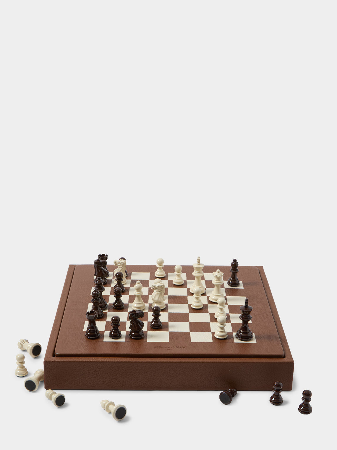 Hector Saxe - Leather Chess Set - Brown - ABASK