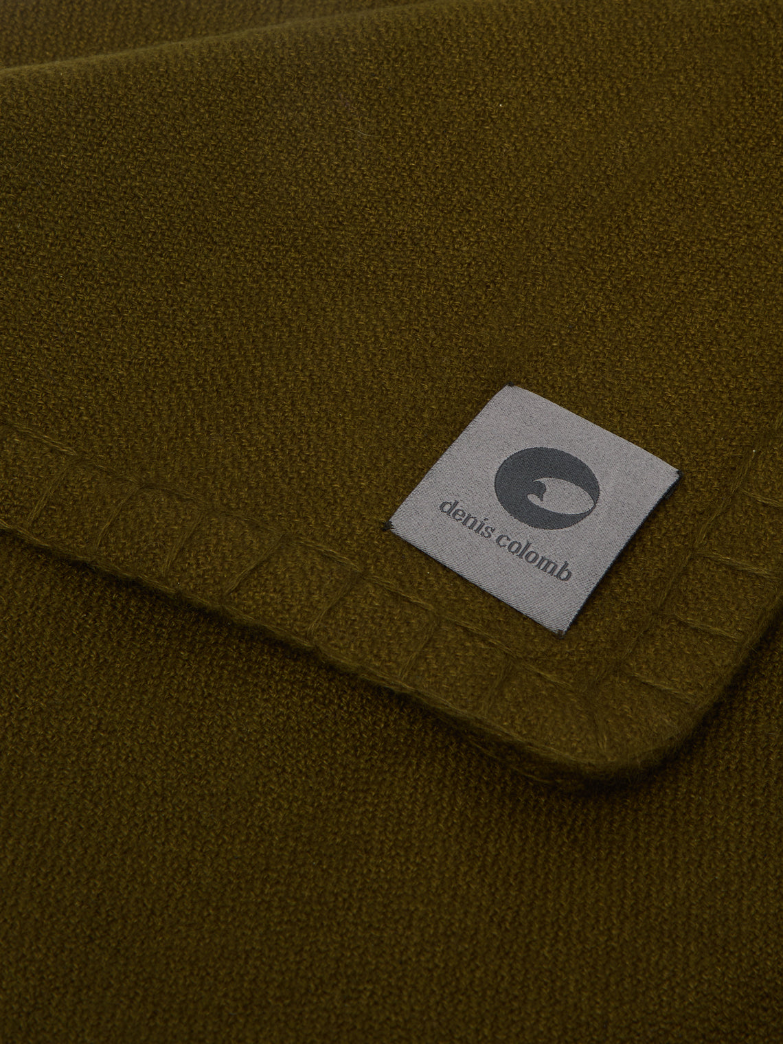 Stitched-Edge Cashmere King-Size Blanket (110in/2.8m)