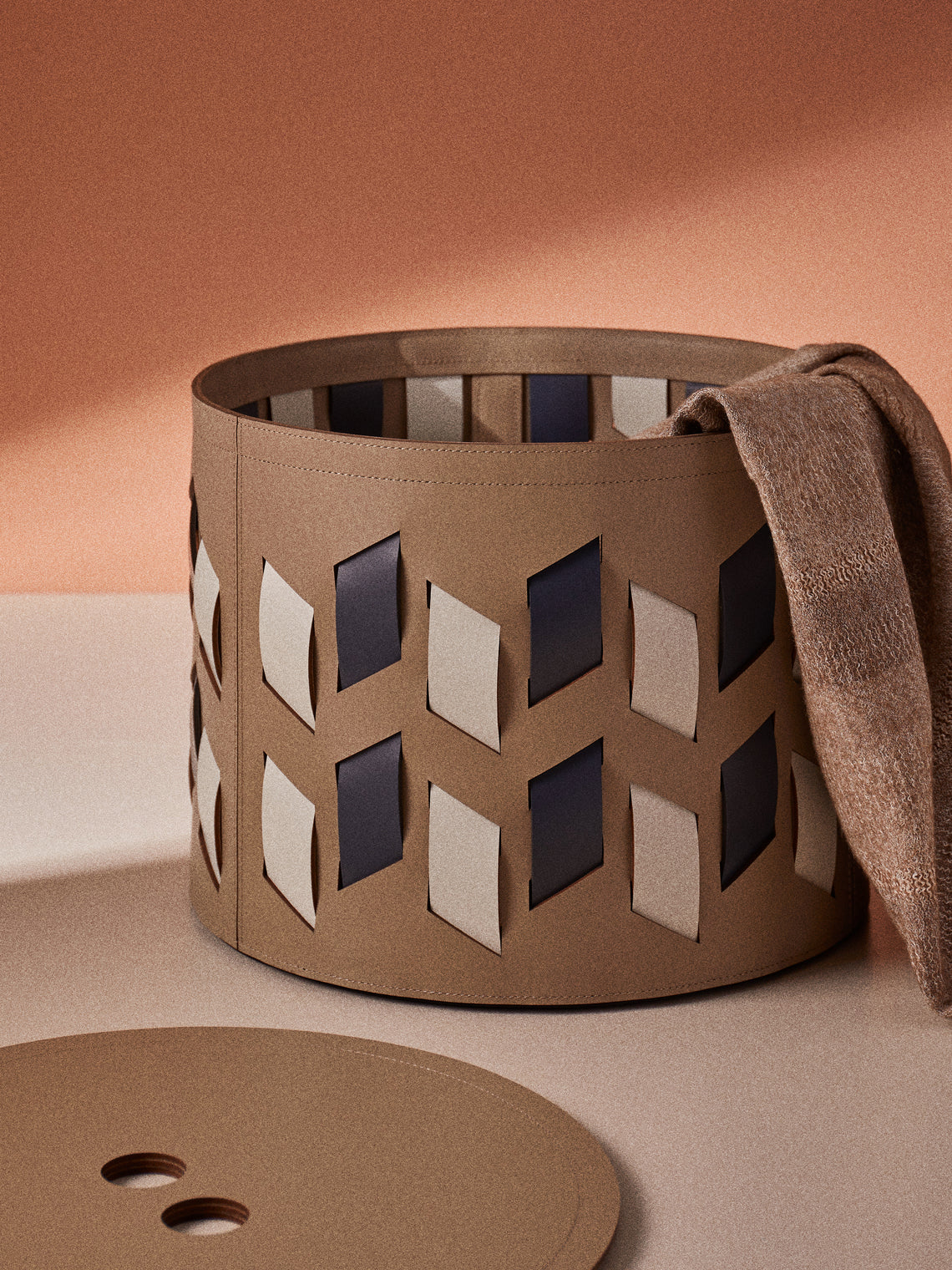 Rudi - Cancun No. 09 Leather Round Basket - Multiple - ABASK