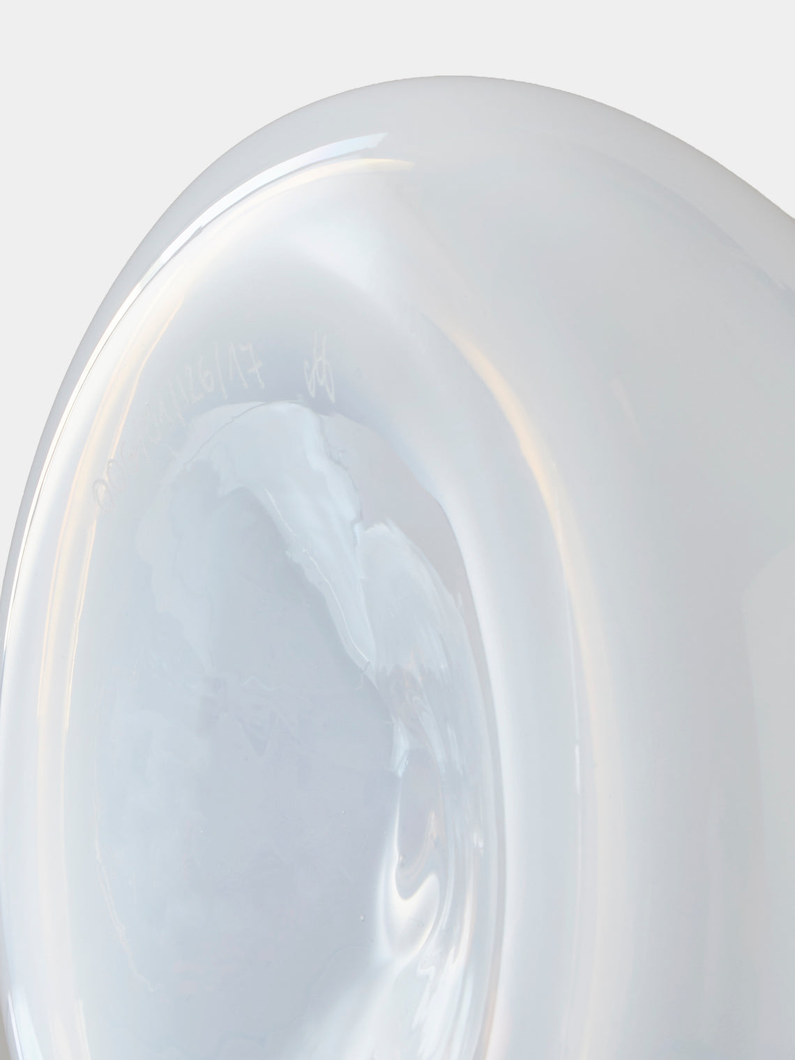 Oog Objects - 5 Hand-Blown Glass Vase (10.5in/26.5cm) - White - ABASK