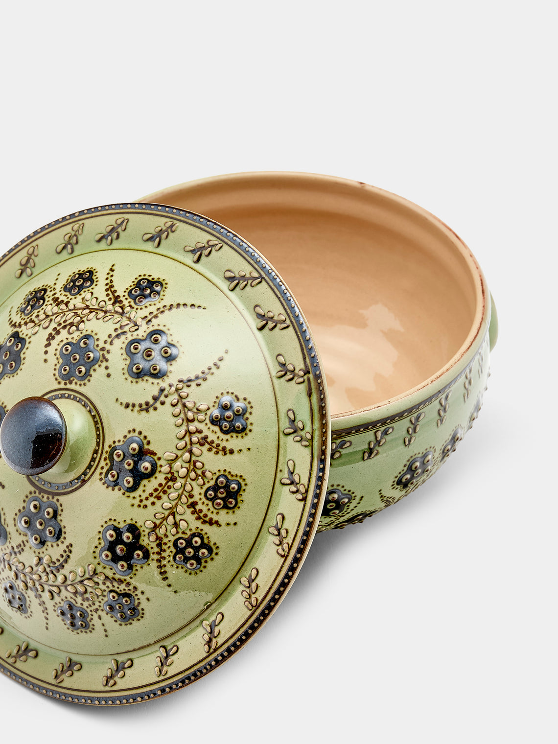 Poterie d’Évires - Flowers Hand-Painted Ceramic Small Lidded Vegetable Dish - Green - ABASK