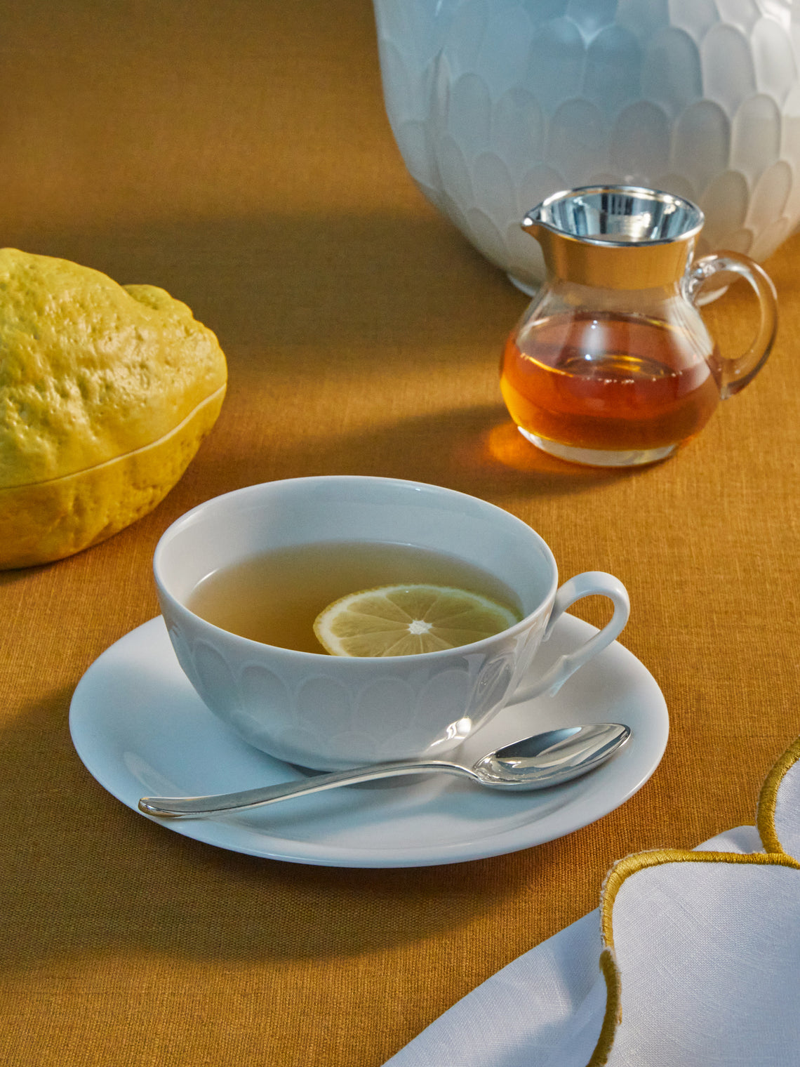 Augarten - 1929 Josef Hoffmann Atlantis Porcelain Teacup and Saucer (Set of 2) - White - ABASK