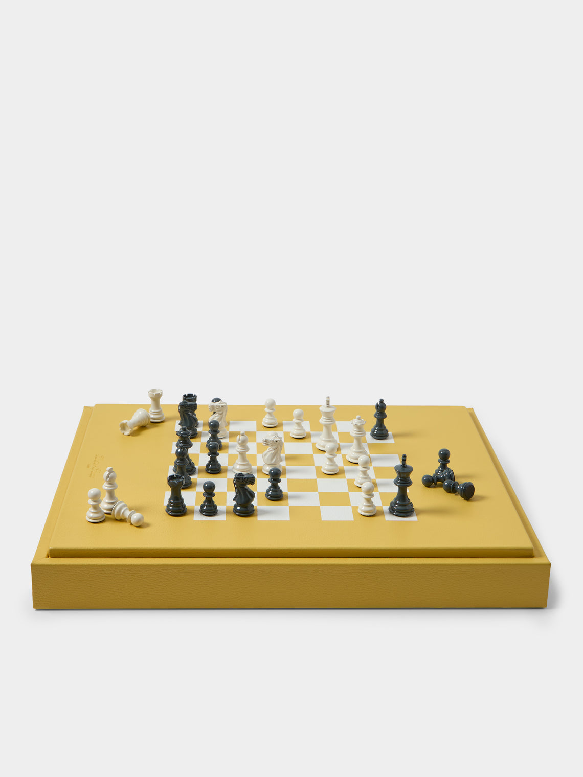 Hector Saxe - Leather Backgammon, Checkers, Chess and Dominoes Compendium - Yellow - ABASK