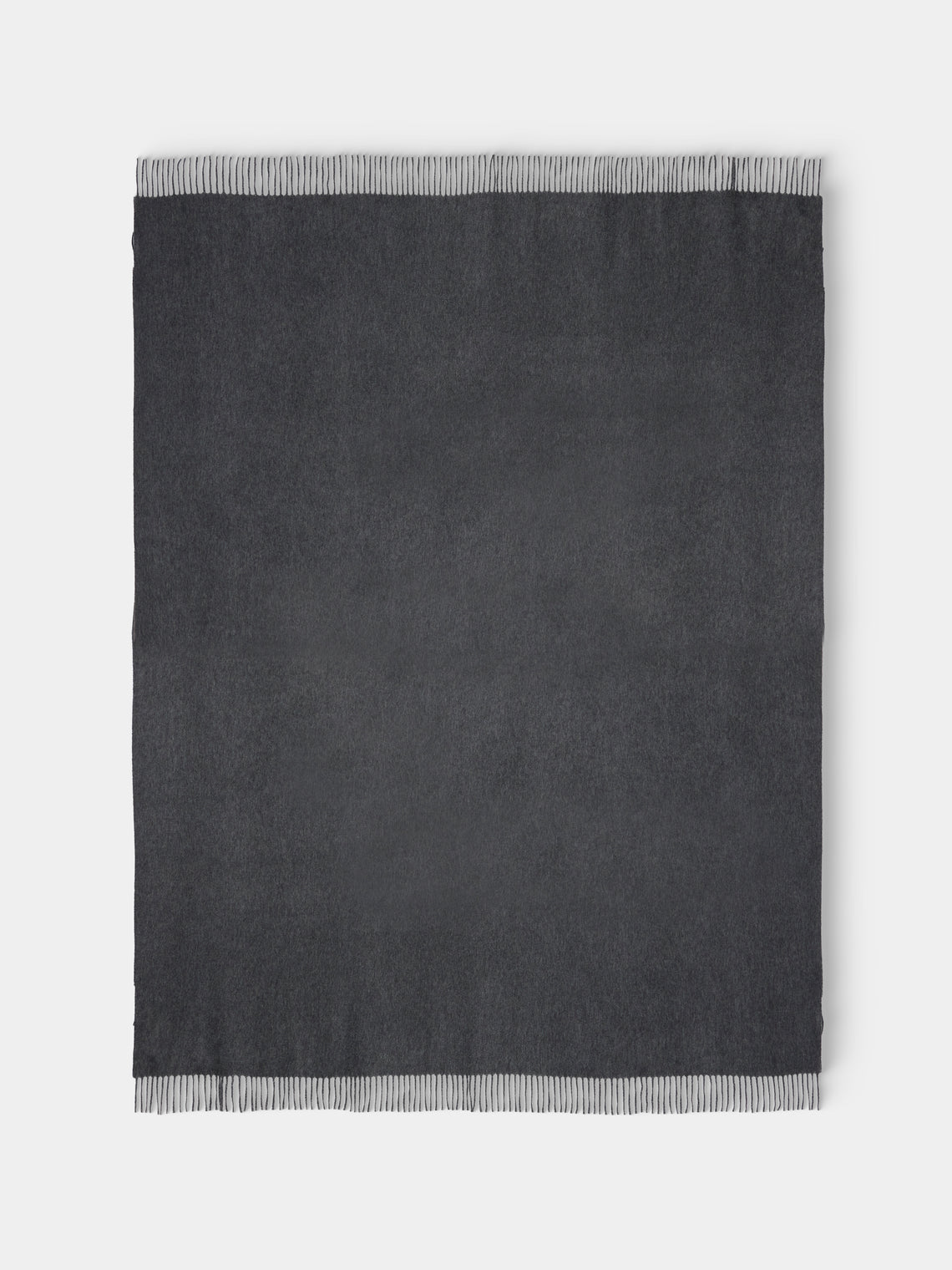 Begg x Co - Arran Cashmere Throw (78.5in/2m) - Gray - ABASK - 