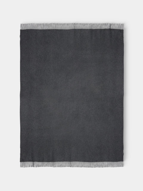 Begg x Co - Arran Cashmere Throw (78.5in/2m) - Gray - ABASK - 