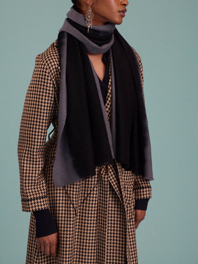 Me & K - Cashmere Ombré-Border Scarf (78.5in/2m) - Black - ABASK