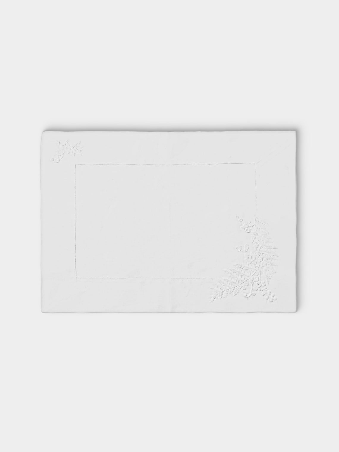 ERI Textiles - | Set of 4 | Fern Hand-Embroidered Linen Placemats - White - ABASK - 