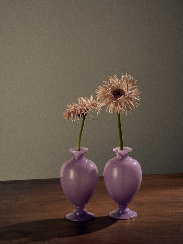 Antique and Vintage - 1900s Baccarat Crystal Vases – 7in/17.5cm (Set of 2) - Purple - ABASK