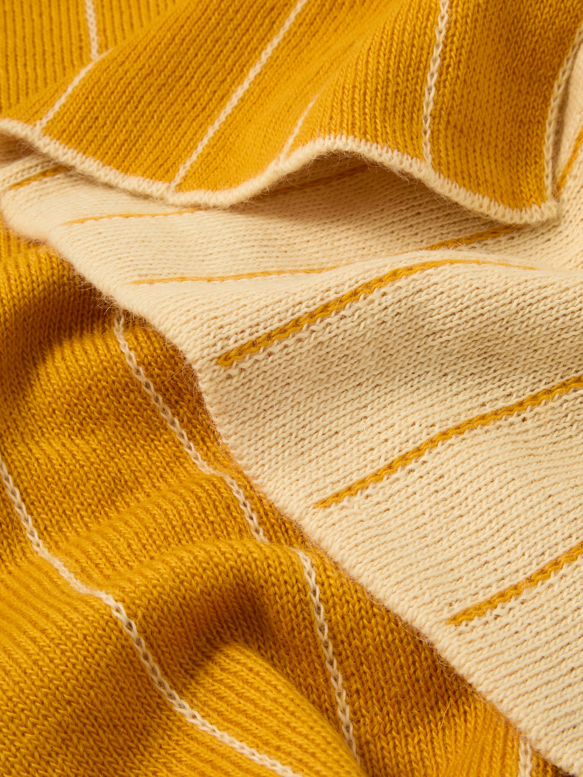 The Stroud - Cornfield Cotswold Lion Wool Blanket (82in/2.1m) - Yellow - ABASK
