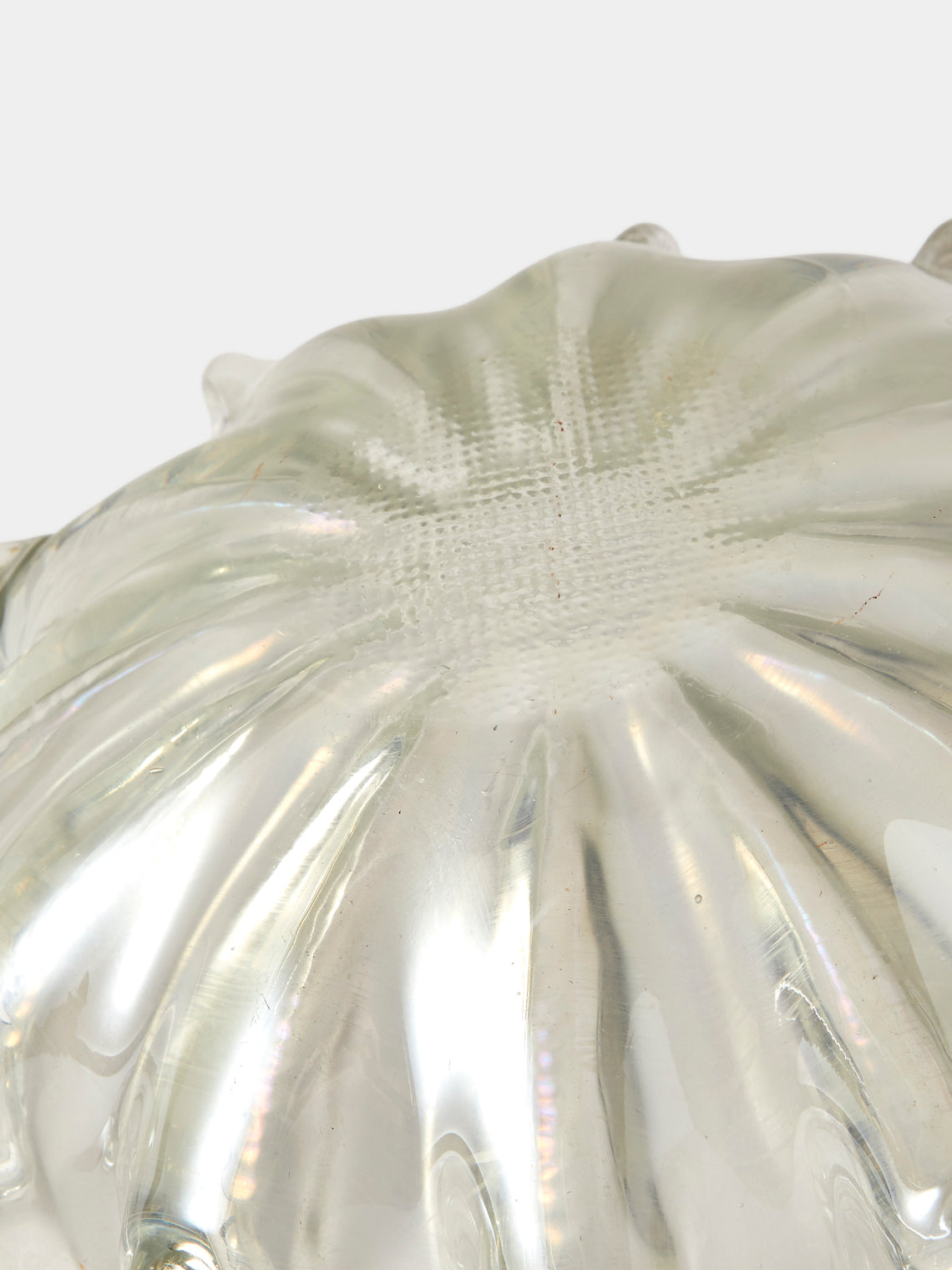 Antique and Vintage - Antique and Vintage 1940 Ercole Barovier Pearlescent Glass Shell Bowl - Clear - ABASK
