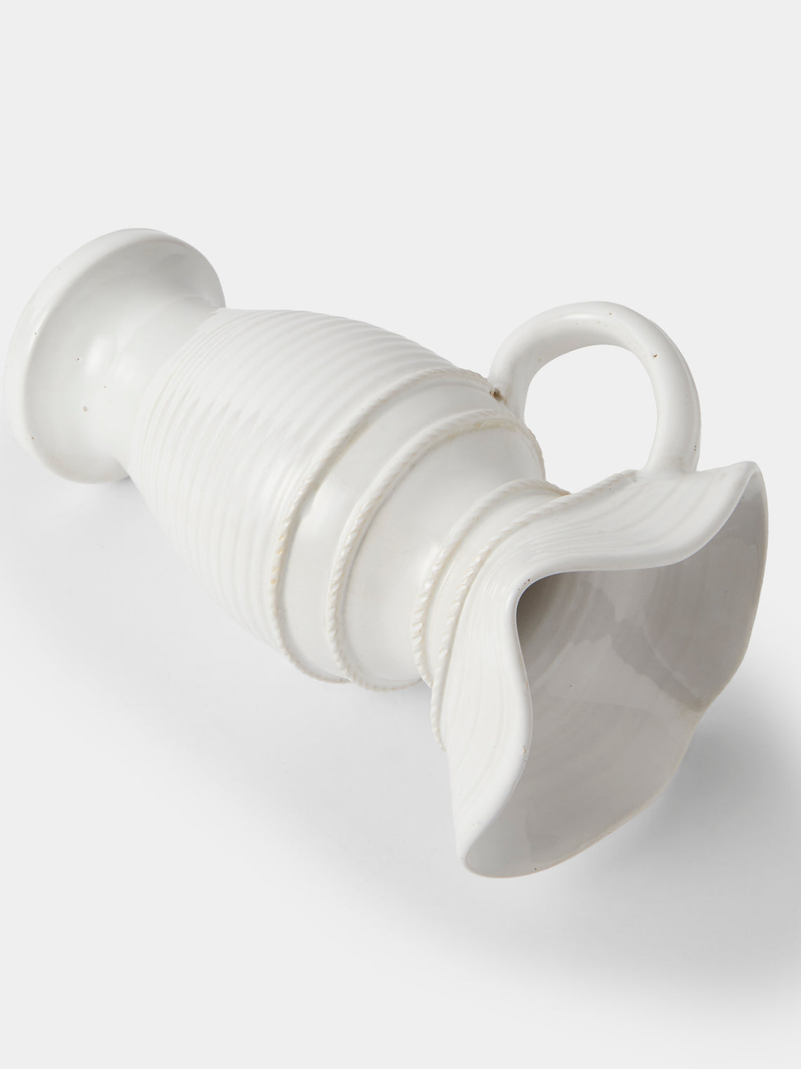 Antique and Vintage - 1940s Émile Tessier Ceramic Wavy Vase (13in/32.5cm) - White - ABASK