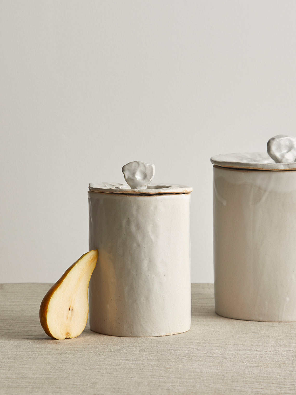 Estudio Vernís - Wood-Fired Stoneware Storage Jar - White - ABASK