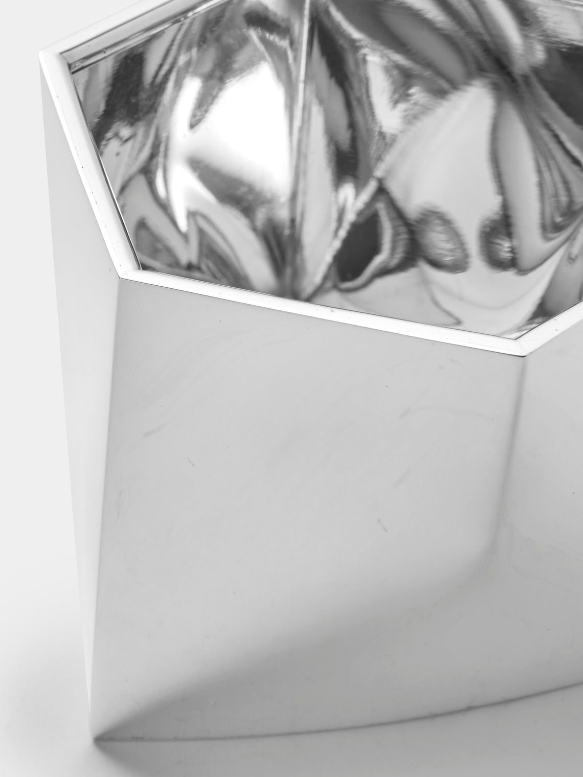 San Lorenzo - 1971 Afra and Tobia Scarpa Polygonal Sterling Silver Vase (4in/10cm) - Silver - ABASK