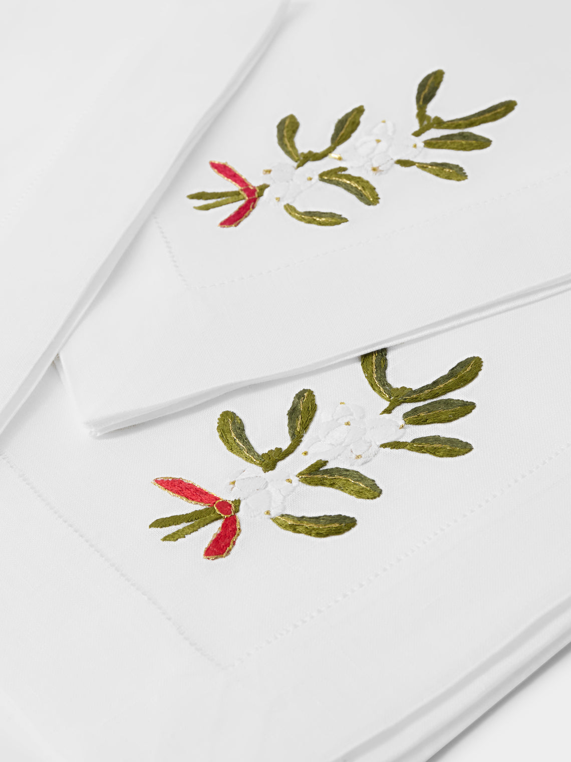 ERI Textiles - | Set of 4 | Mistletoe Bunch Hand-Embroidered Linen Napkins - White - ABASK