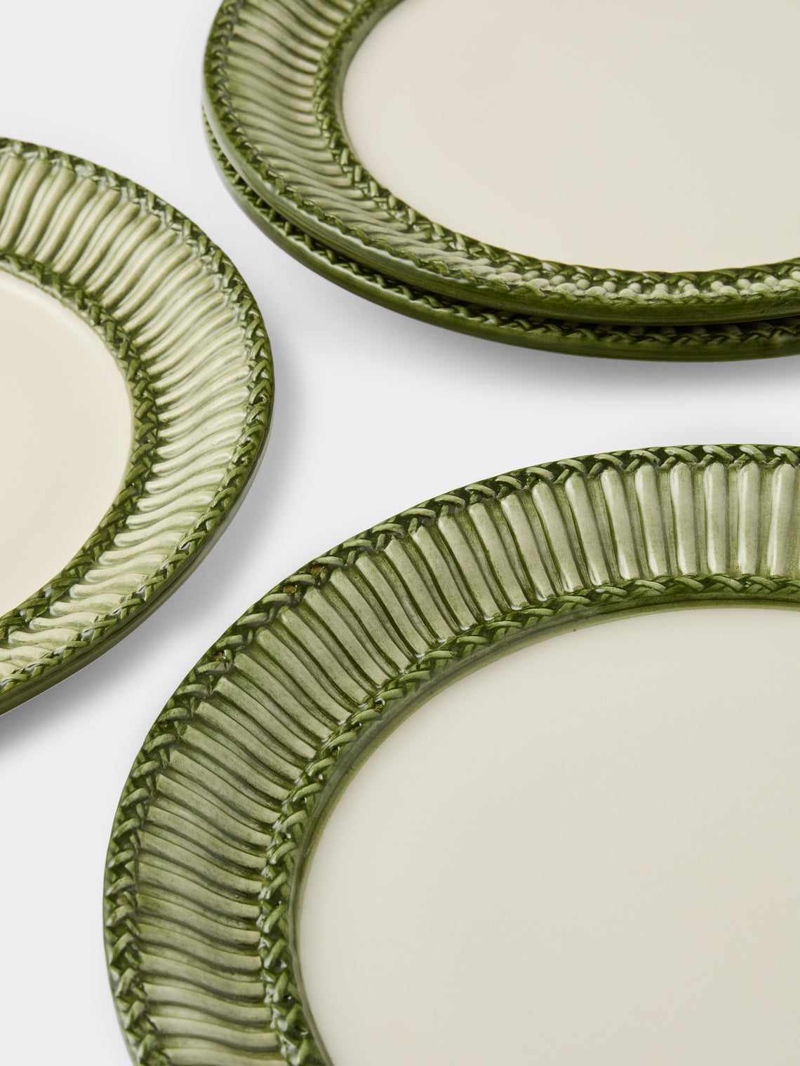 Tessalume Ceramiche - | Set of 4 | Wicker Hand-Painted Ceramic Dinner Plates - Light Green - ABASK