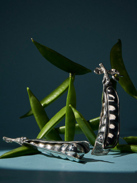 Au Bain Marie - | Set of 2 | Pea Pod Pewter Salt and Pepper Shakers - Silver - ABASK