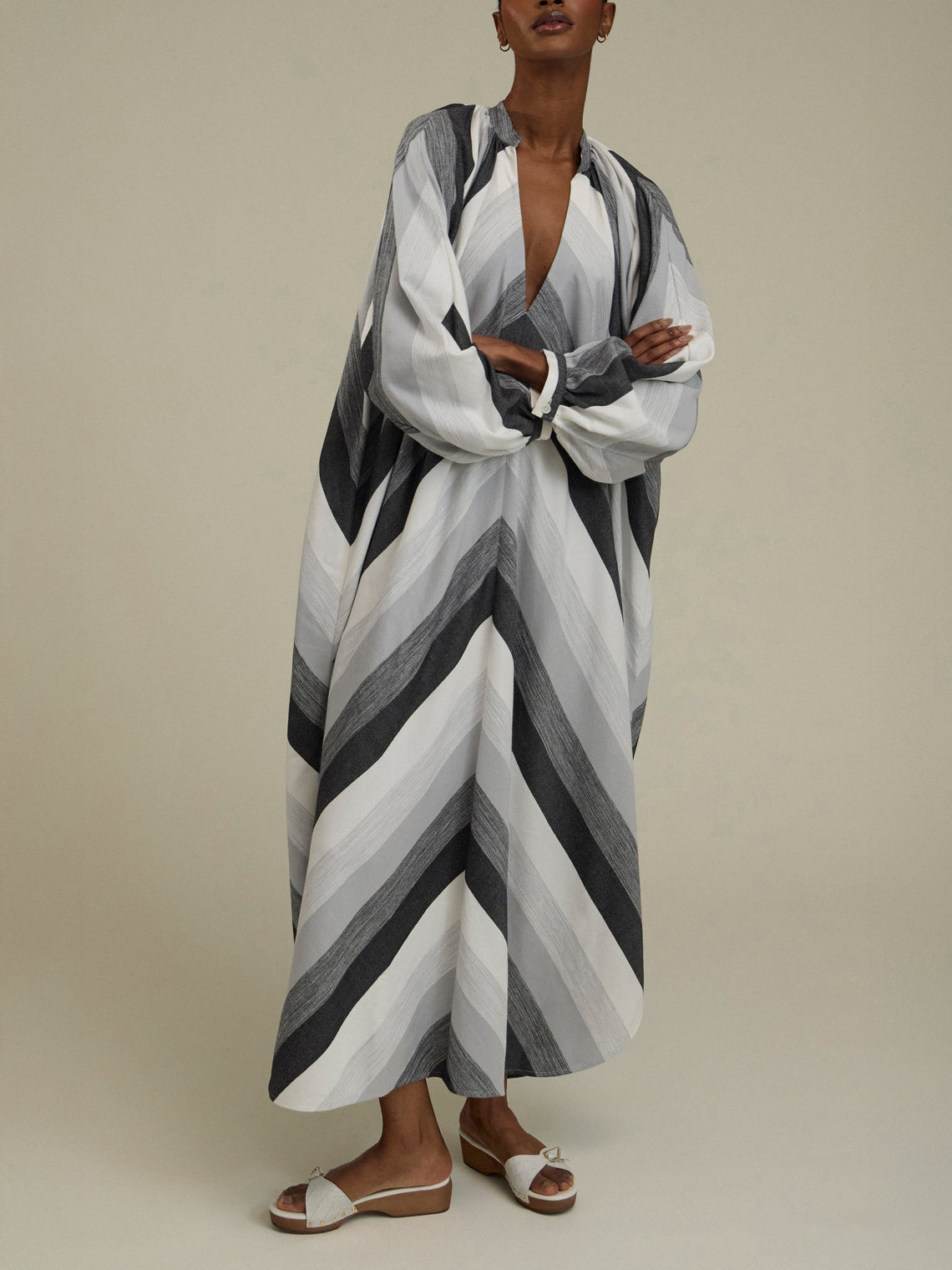 Marrakshi Life - The V-Neck Tourag Dress | Size: S - Gray - ABASK