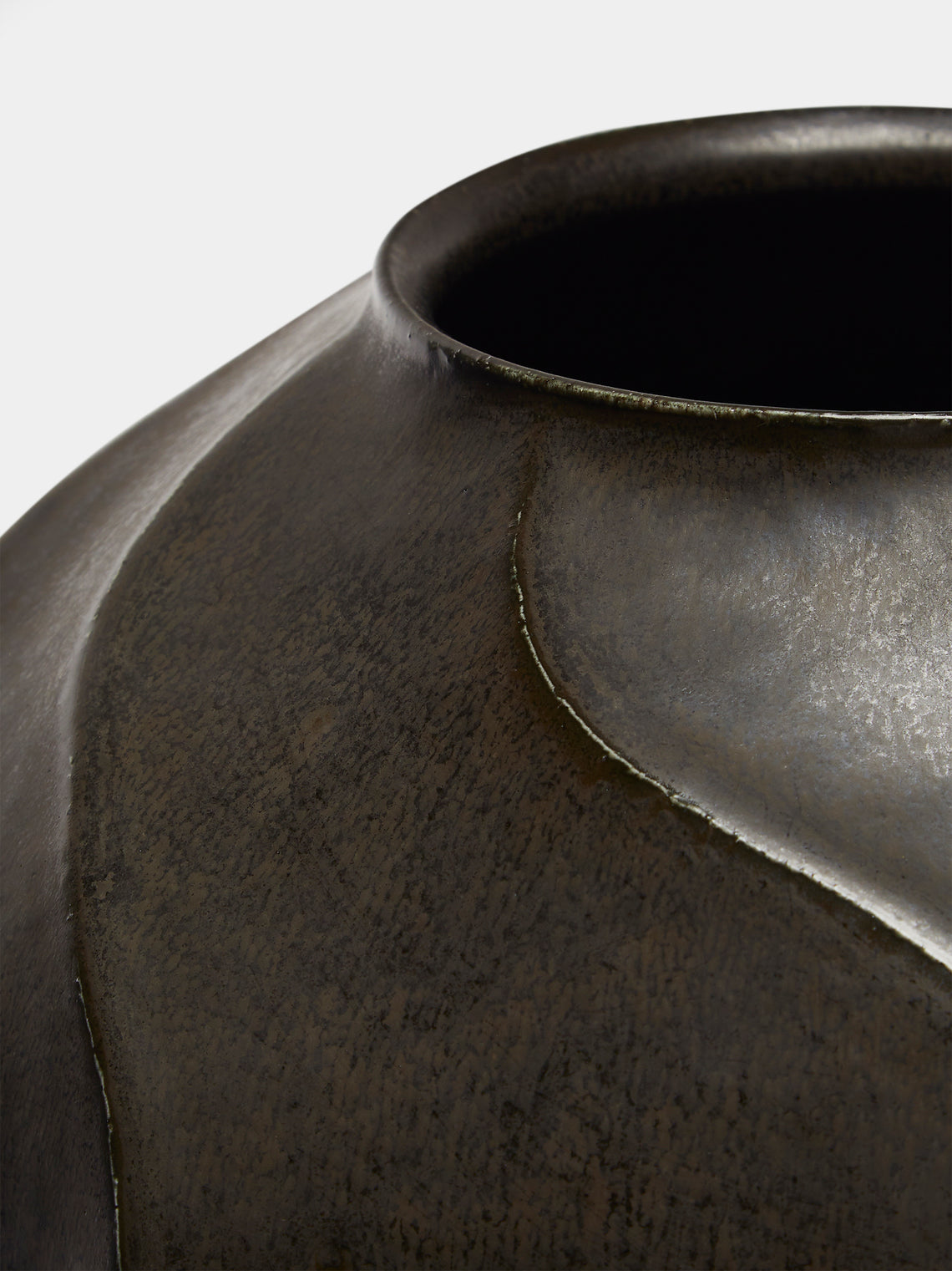 Lee Song-am - Hand-Thrown Stoneware Vase (15.5in/39cm) - Black - ABASK