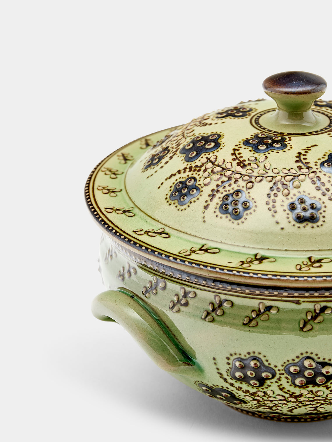 Poterie d’Évires - Flowers Hand-Painted Ceramic Small Lidded Vegetable Dish - Green - ABASK