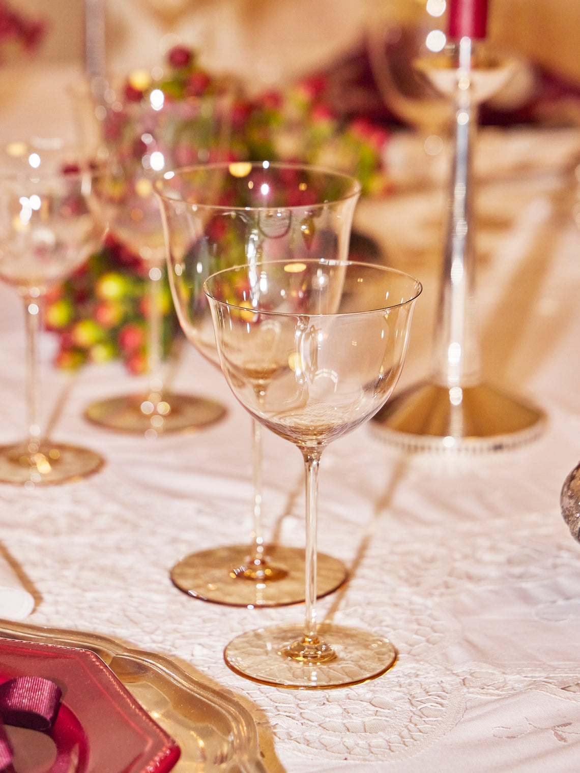 Lobmeyr - Gold Luster Patrician Hand-Blown Crystal White Wine Glass - Gold - ABASK