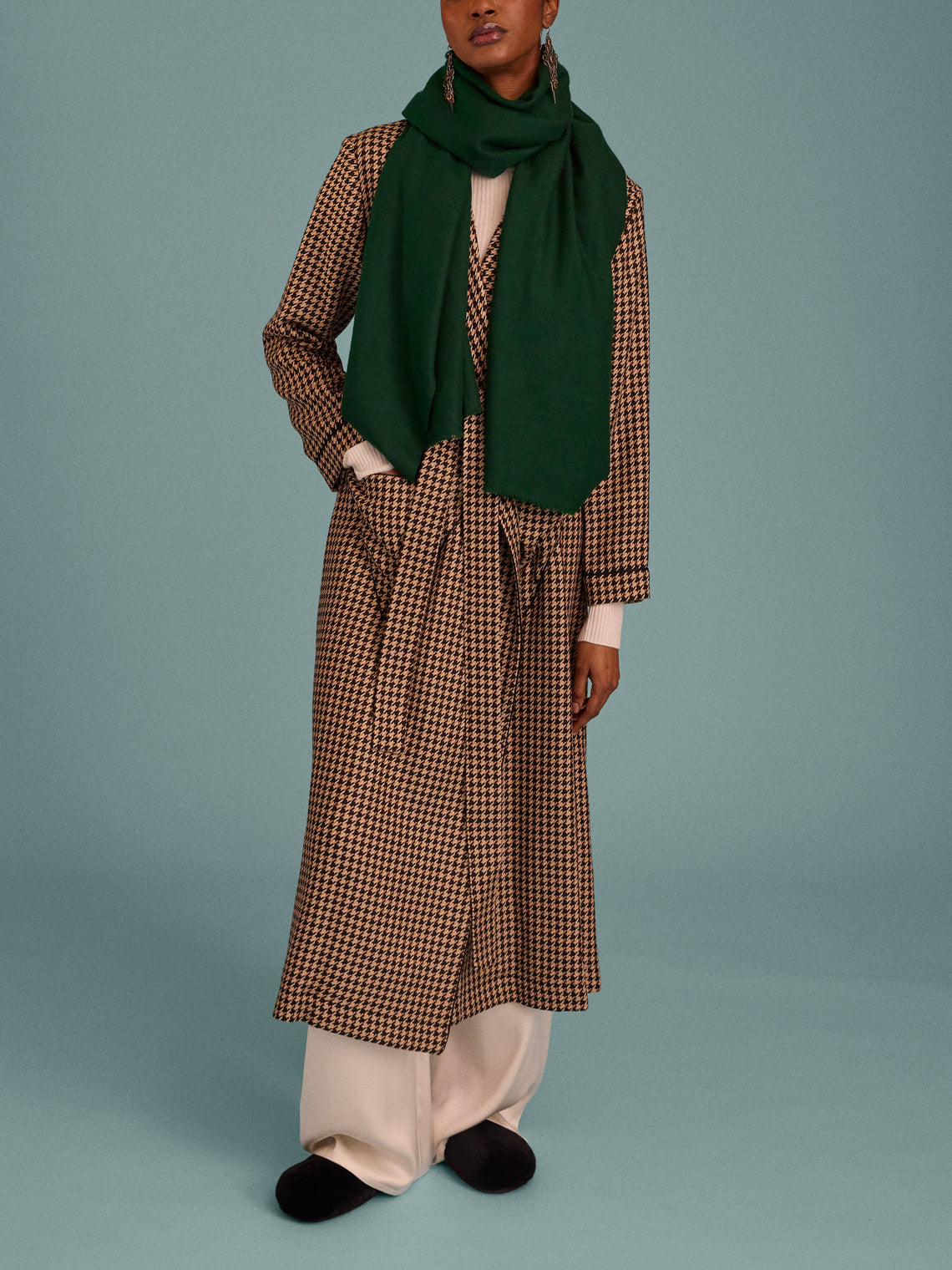 Me & K - Cashmere Solid Twill Scarf (78.5in/2m) - Green - ABASK