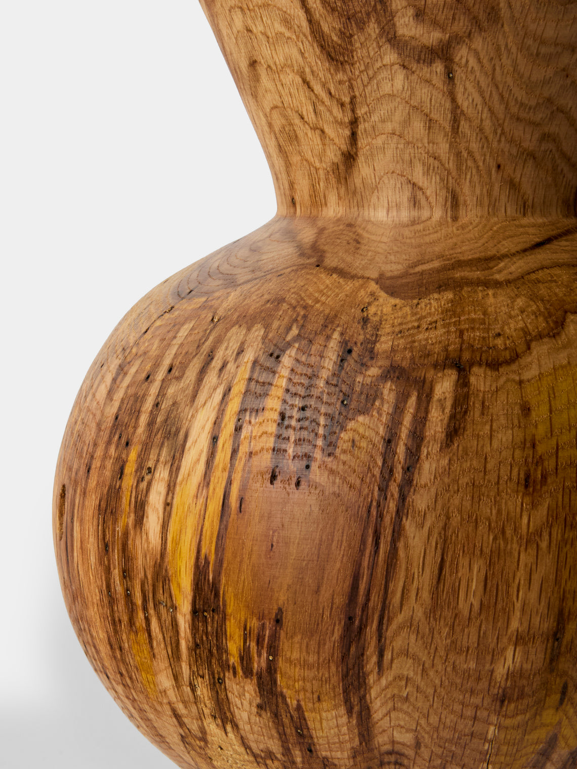 Iida Woodturning - Hand-Turned Oil-Finish Oak Vase (9.5in/24.5cm) - Brown - ABASK