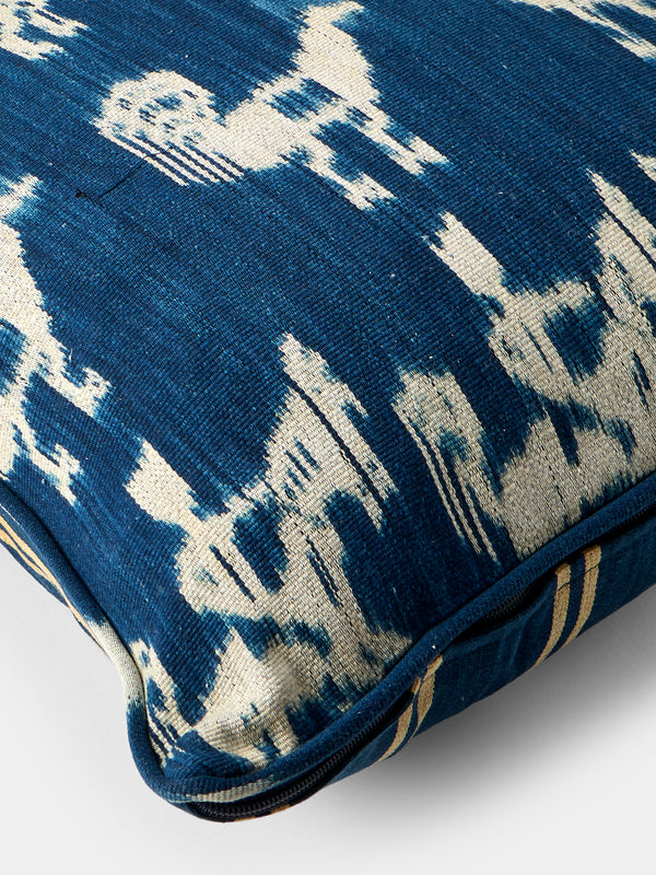 R Collective - Handwoven Ikat Cotton Cushion (19.5in/50cm) - Multiple - ABASK