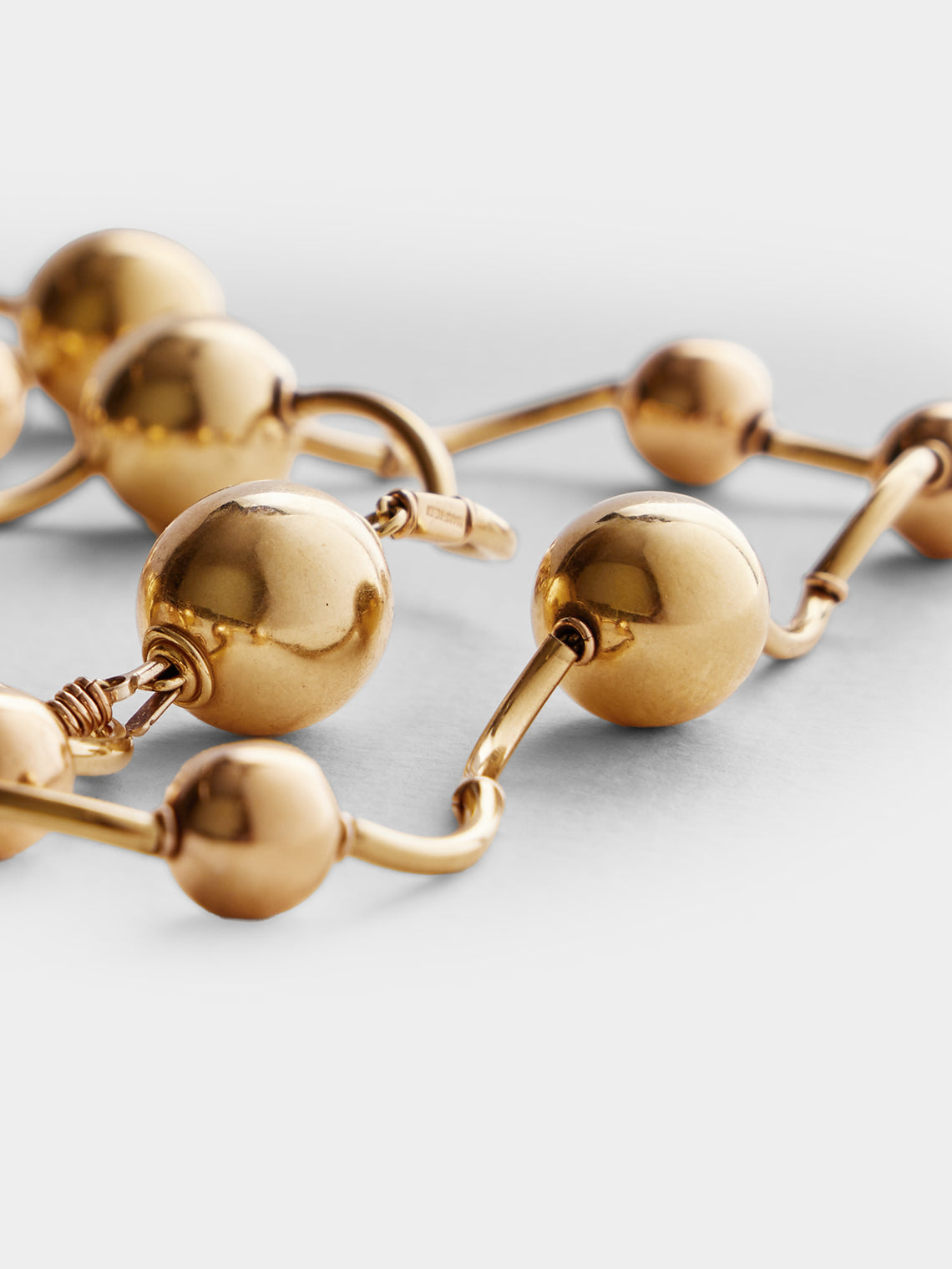 Mahnaz Collection - Vintage Manfredi 18-Karat Yellow Gold Long Ball and Twisted Tube Chain Necklace - Gold - ABASK