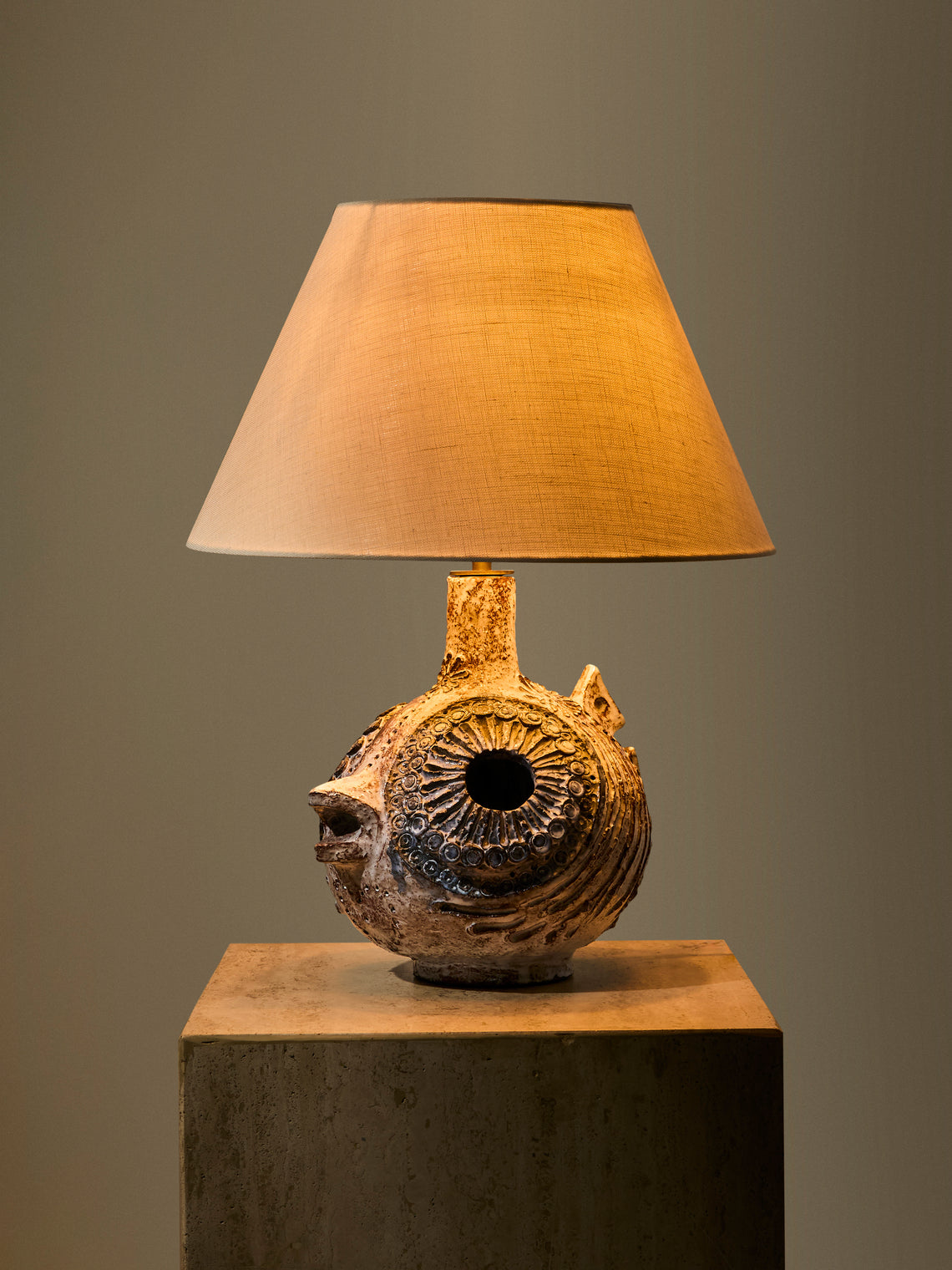 Antique and Vintage - 1970s Fish Ceramic Table Lamp - Gray - ABASK