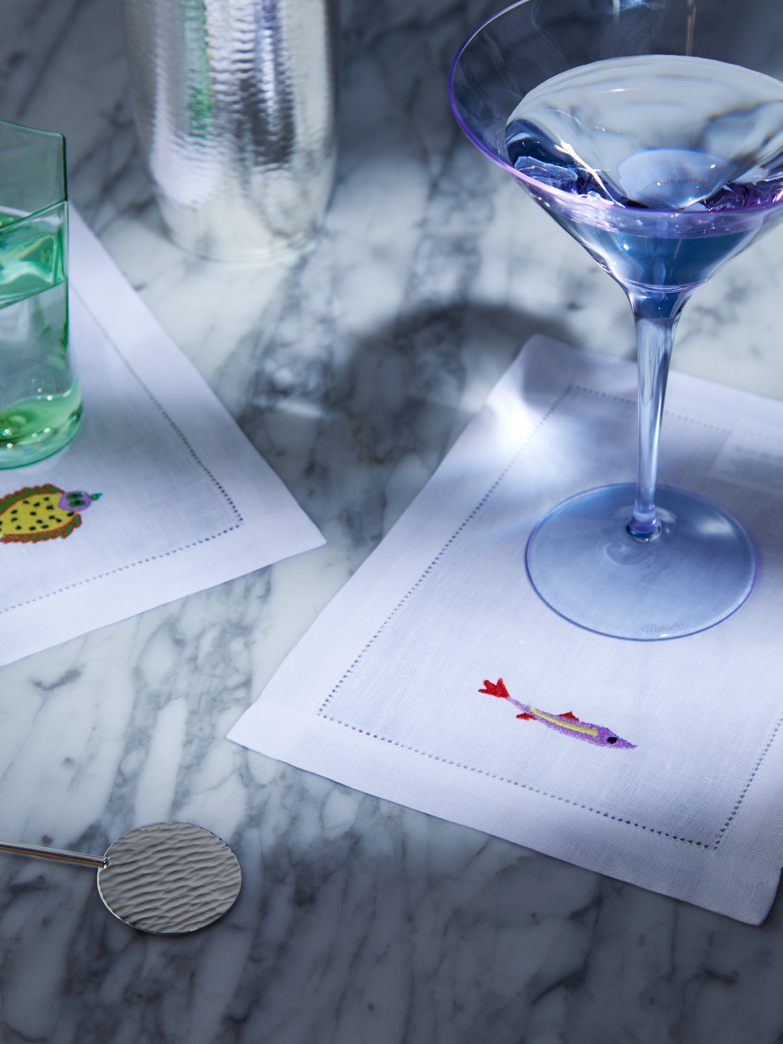 Loretta Caponi - Mendini Fish Hand-Embroidered Linen Cocktail Napkins (Set of 6) - White - ABASK