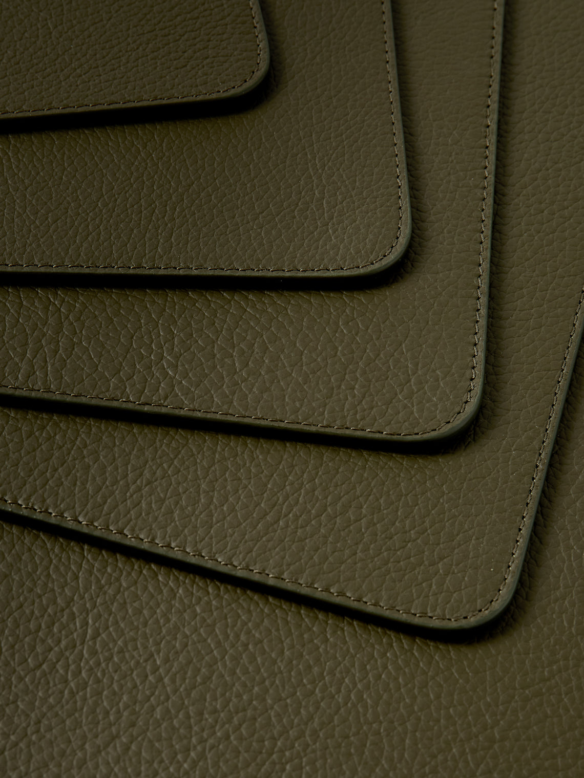 Giobagnara x Poltrona Frau - | Set of 6 | Leather and Walnut Placemats with Holders - Olive - ABASK